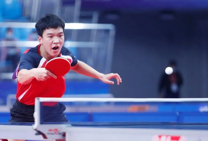 尼克斯和独 尼克斯和独