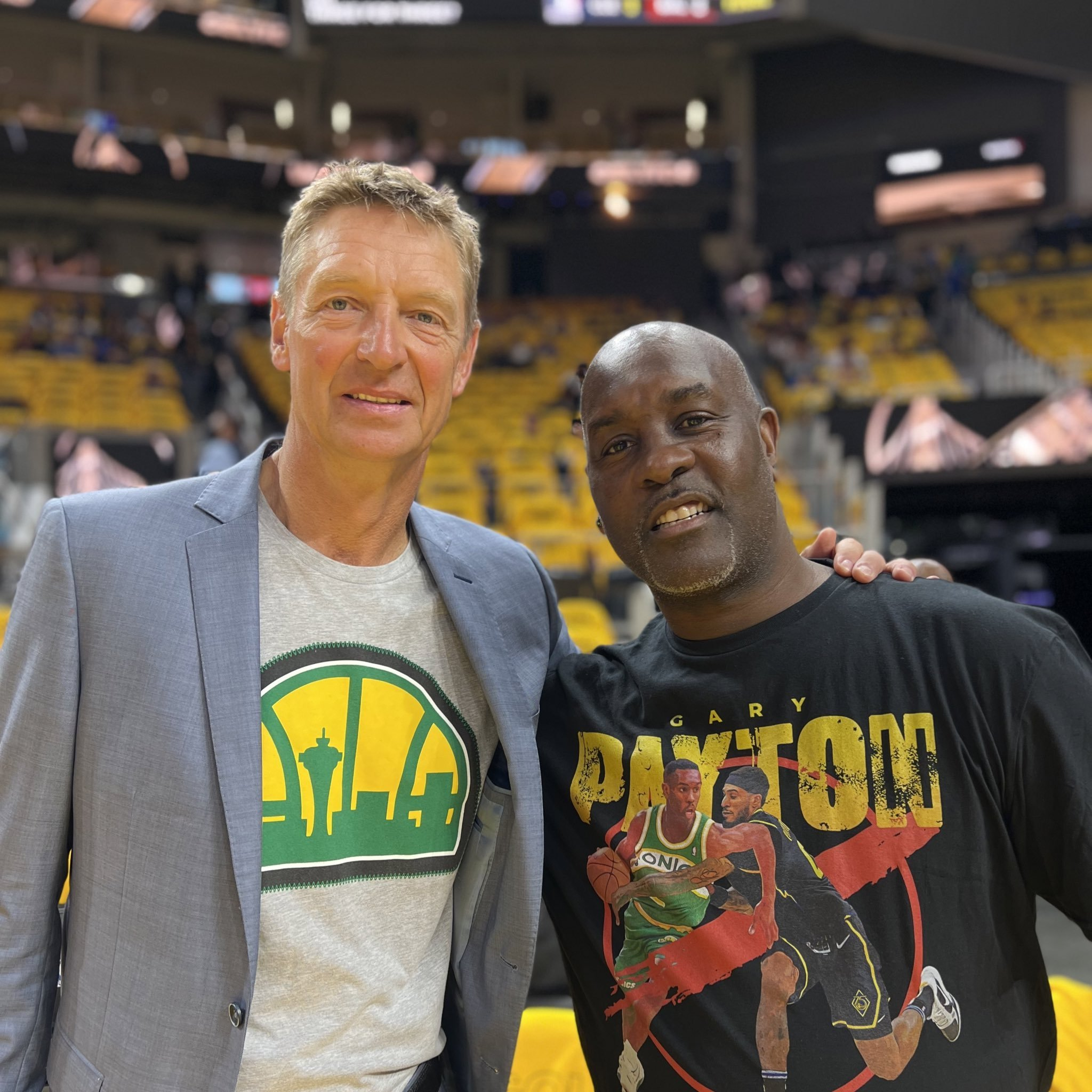 回到这座城 回到这座城